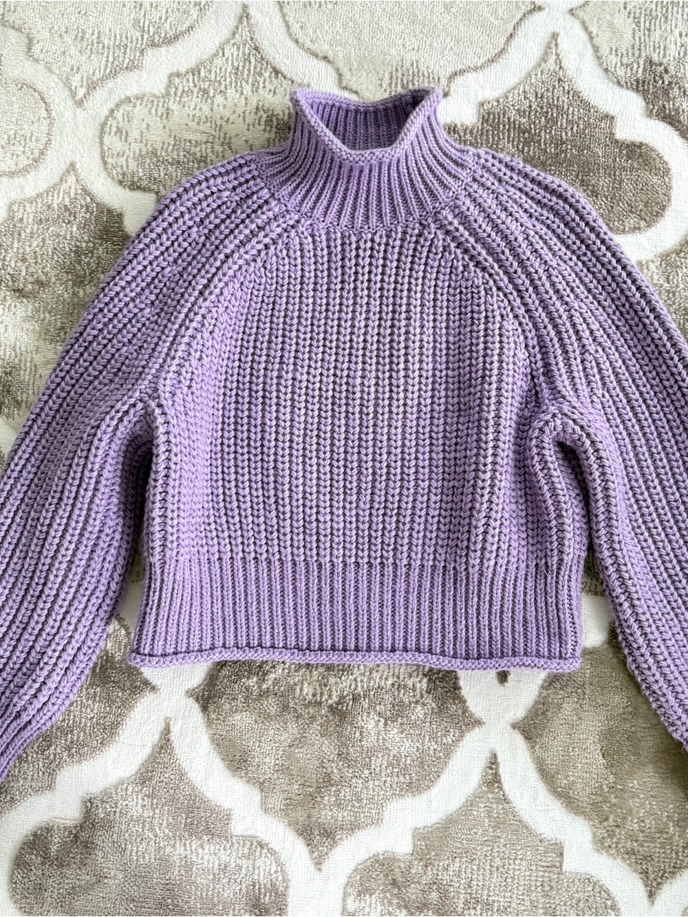 H&M Lilac Knit Sweater - Purple Size M - Picture 2 of 5